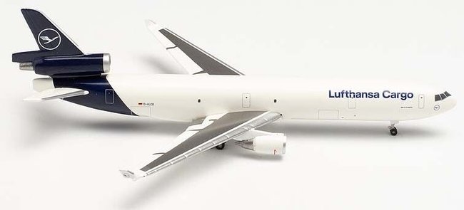 New McDonnell Douglas MD-11F 1:200 model classic PPC 704242 Lufthansa Cargo 