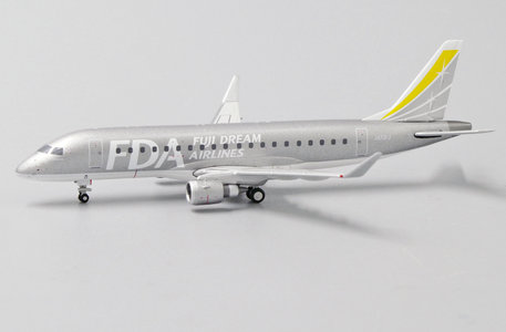 Fuji Dream Airlines Embraer 170-200STD (JC Wings 1:400)