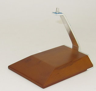  - Large wood stand for A380 and others (GeminiJets 1:200)