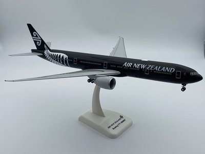 Air New Zealand Boeing 777-300ER (Hogan 1:200)