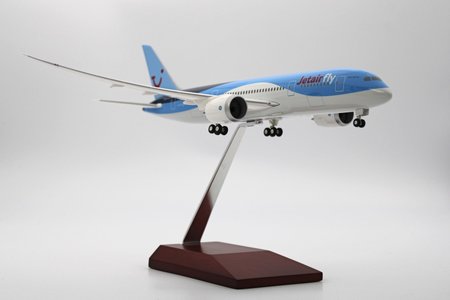 TUI Airlines Belgium (Jetairfly) Boeing 787-8 (Limox 1:200)