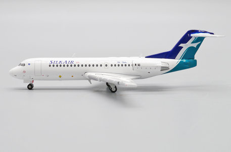 Silkair Fokker 70 (JC Wings 1:400)