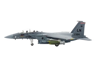 US Air Force McDonnell Douglas F-15E Strike Eagle (Hogan 1:200)