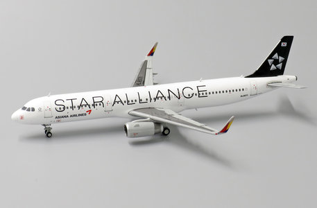 Asiana Airlines (Star Alliance) Airbus A321 (JC Wings 1:400)
