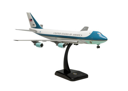 ScaleModelStore.com :: Hogan 1:200 - 2049G - US Air Force One Boeing ...