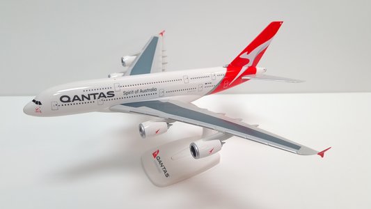 Qantas Airbus A380-800 (PPC 1:250)