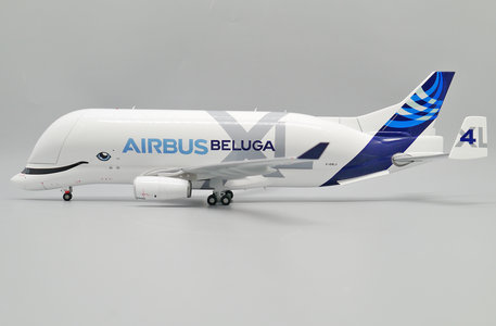 Airbus Transport International Airbus A330-743L (JC Wings 1:200)