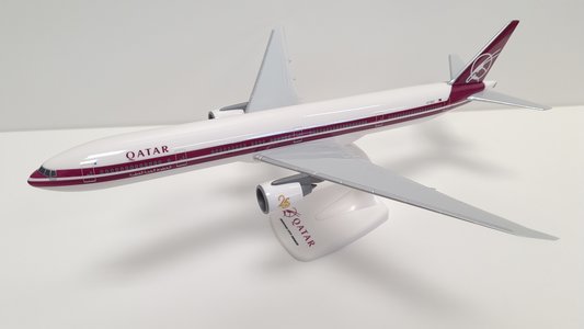 Qatar Airways Boeing 777-300ER (PPC 1:200)