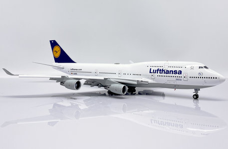 Lufthansa Boeing 747-400 (JC Wings 1:200)