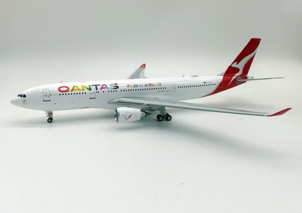 Qantas Airbus A330-203 (Inflight200 1:200)