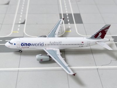 Qatar Airways Airbus A320-200 (Panda Models 1:400)