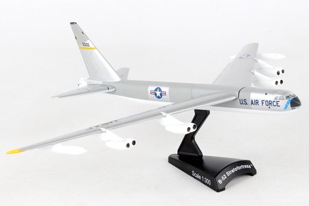US Air Force Boeing B-52 Stratofrotress (Postage Stamp 1:300)