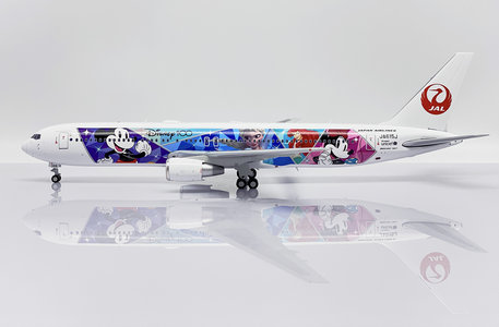 Japan Airlines Boeing 767-300(ER) (JC Wings 1:200)