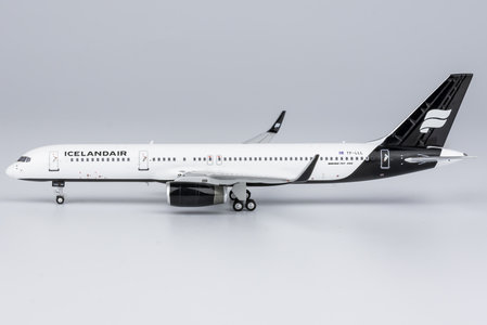 Icelandair Boeing 757-200/w (NG Models 1:400)