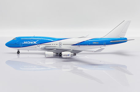 JetOneX Boeing 747-400 (JC Wings 1:400)