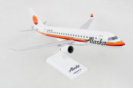 Alaska Airlines Embraer E175 (Skymarks 1:100)
