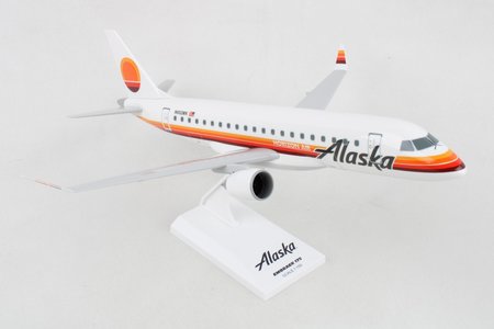 Alaska Airlines Embraer E175 (Skymarks 1:100)
