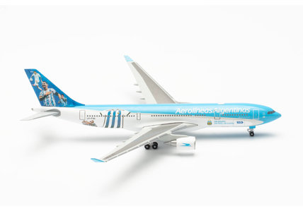 Aerolíneas Argentinas Airbus A330-200 (Herpa Wings 1:500)