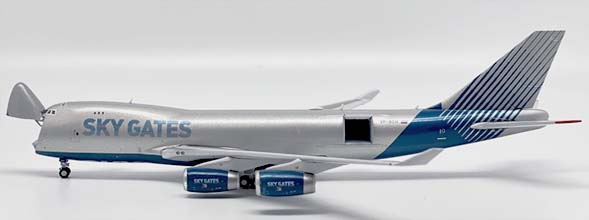 Sky Gates Airlines Boeing 747-400F (JC Wings 1:400)