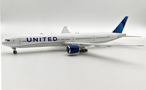United Airlines Boeing 777-322/ER (Inflight200 1:200)