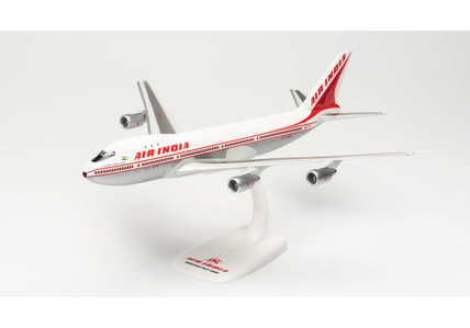 Air India Boeing 747-200 (Herpa Snap-Fit 1:250)