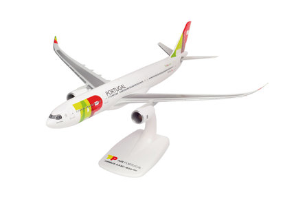 TAP Air Portugal Airbus A330-900neo (Herpa Snap-Fit 1:200)