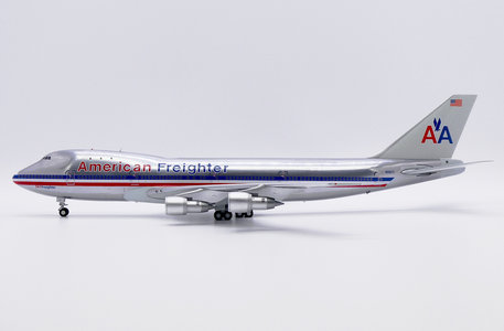 American Airlines Freighter Boeing 747-100(SF) (JC Wings 1:200)