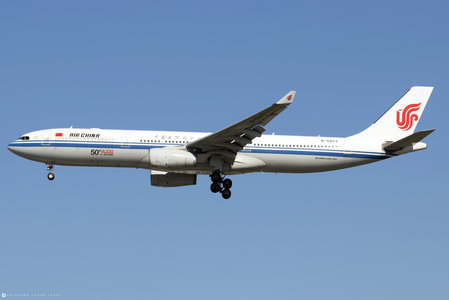 Air China Airbus A330-300 (Aviation200 1:200)