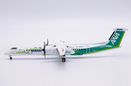 ANA Wings Bombardier Dash 8-Q400 (JC Wings 1:400)