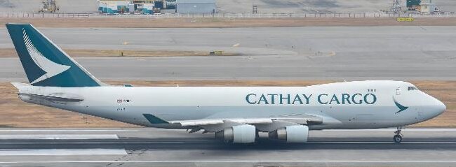 Cathay Cargo Boeing 747-400F (JC Wings 1:400)