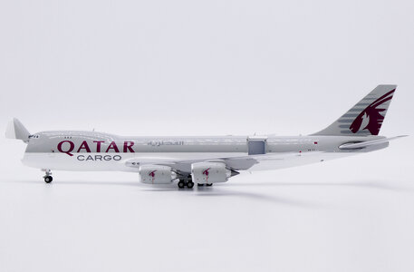 Qatar Airways Cargo Boeing 747-8F (JC Wings 1:400)