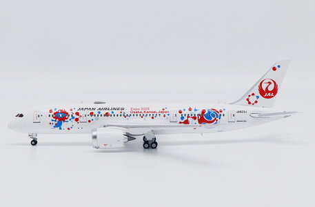 Japan Airlines Boeing 787-8 (JC Wings 1:400)