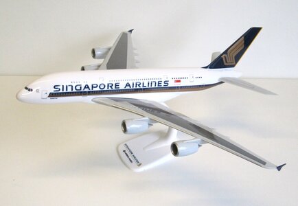 Singapore Airlines Airbus A380 (PPC 1:200)