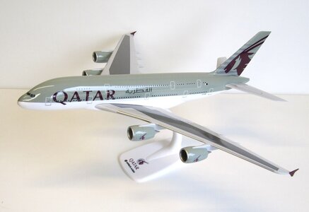 Qatar Airways Airbus A380 (PPC 1:200)