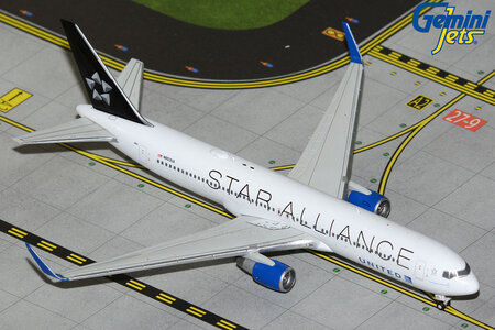 United Airlines Boeing 767-300ER (GeminiJets 1:400)