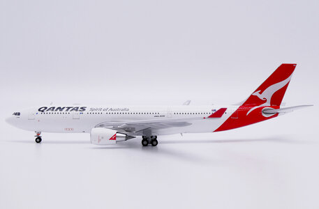 Qantas Airbus A330-200 (JC Wings 1:400)