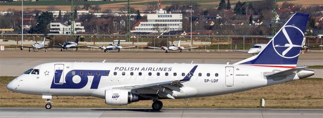 LOT Polish Airlines Embraer ERJ-170LR (JC Wings 1:400)