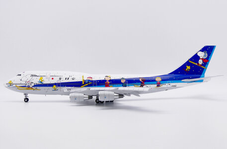 ANA - All Nippon Airways Boeing 747-400D (JC Wings 1:200)