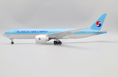 Korean Air Cargo Boeing 777F (JC Wings 1:200)