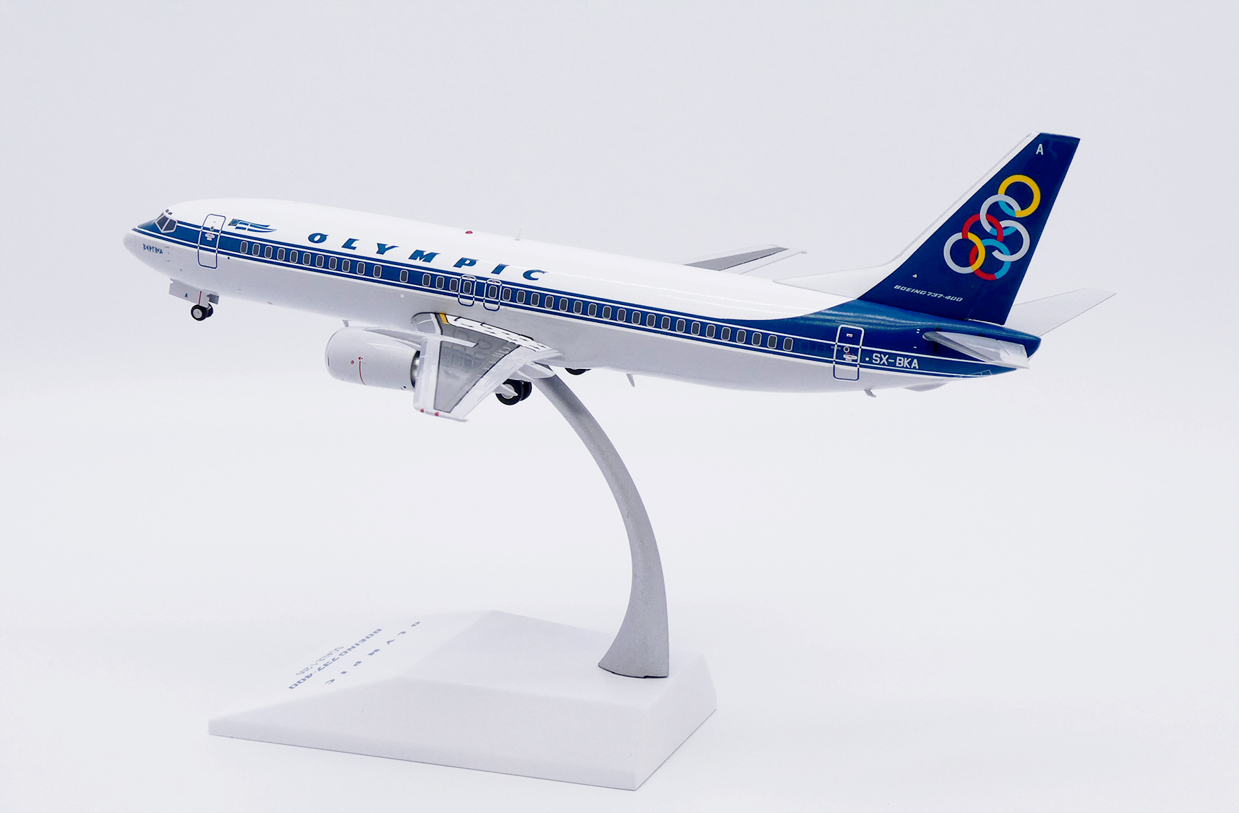 Boeing 737-400 Virgin Blue 限定版 1:200 Boeing 737-400 Virgin Blue 限定版 1:200 Boeing 737-400