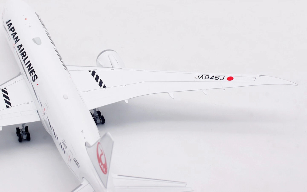 ScaleModelStore.com :: B Models 1:200 - B-788-846 - Japan