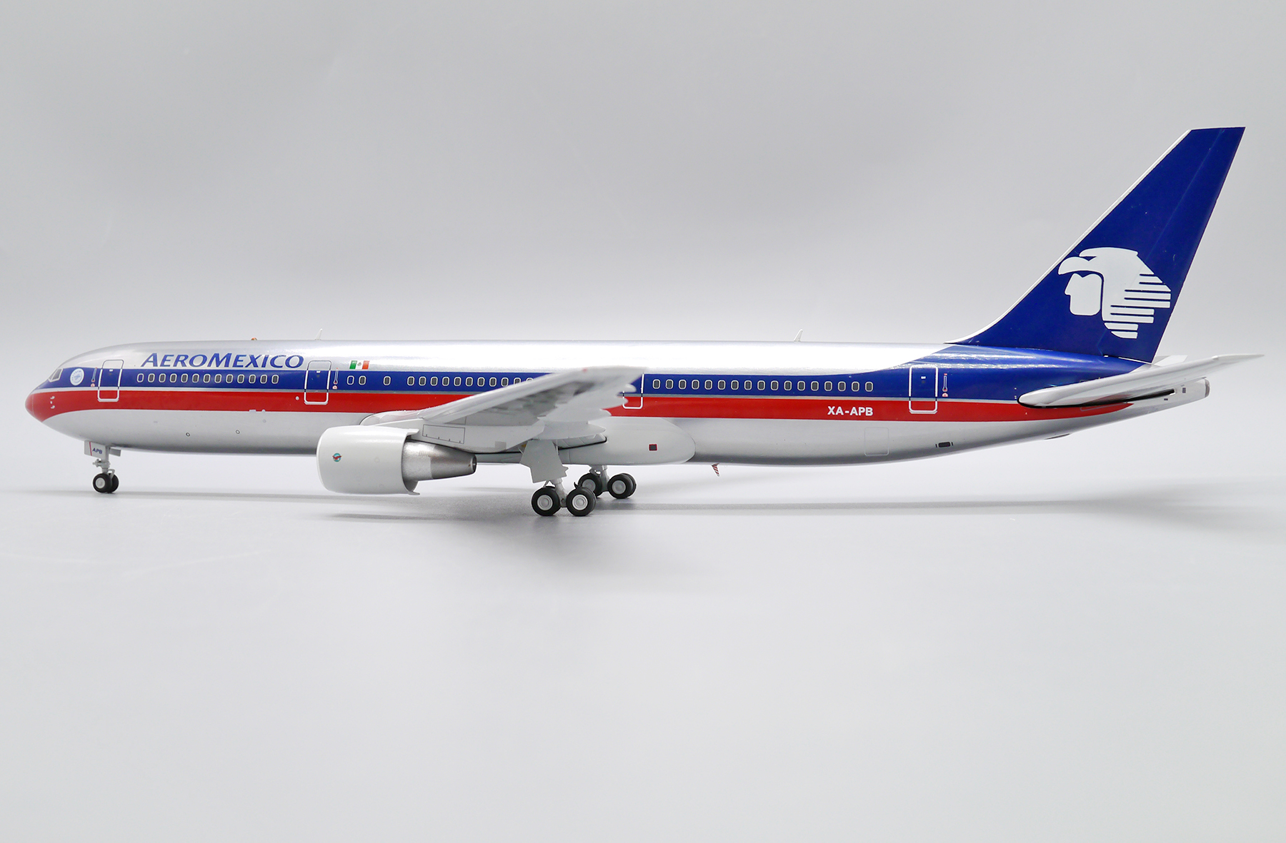 ScaleModelStore.com :: JC Wings 1:200 - XX20118 - Aeromexico