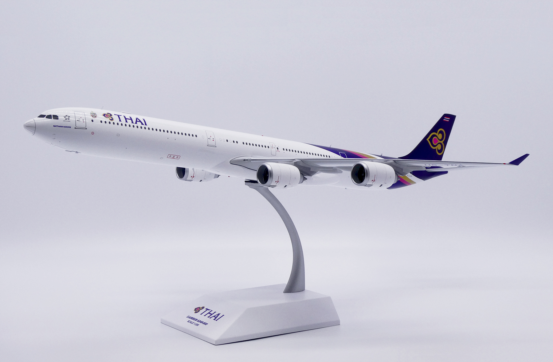 ScaleModelStore.com :: JC Wings 1:200 - KJ-A346-117 - Thai Airways