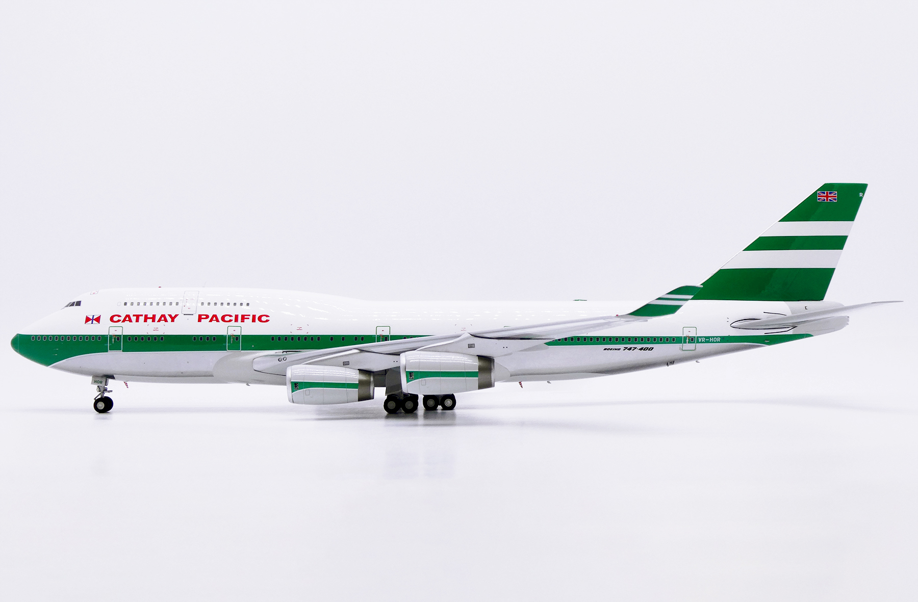 ScaleModelStore.com :: JC Wings 1:200 - SA2101 - Cathay Pacific