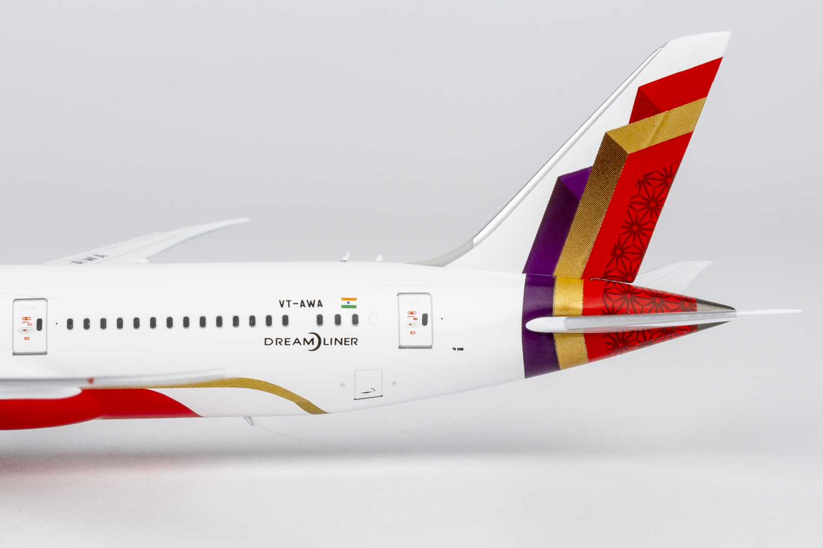 ScaleModelStore.com :: NG Models 1:400 - 55155 - Air India Boeing
