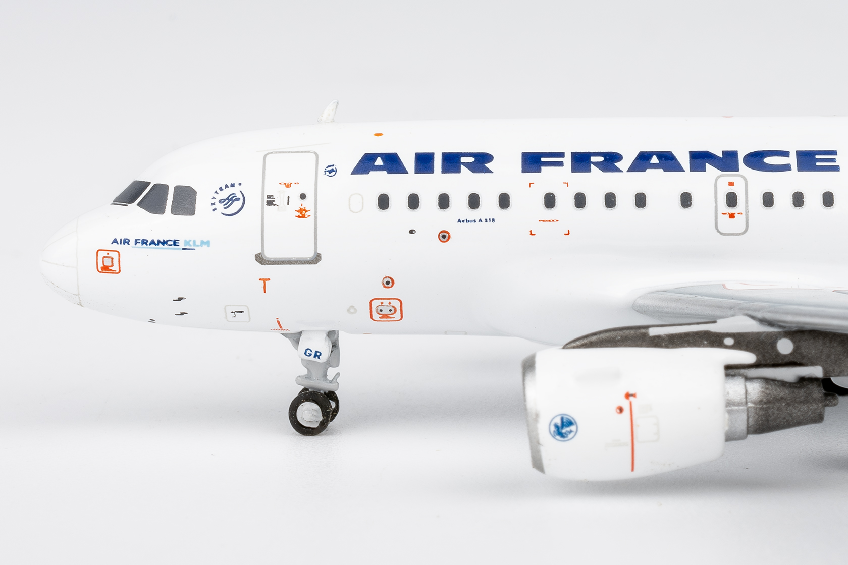 ScaleModelStore.com :: NG Models 1:400 - 48025 - Air France Airbus