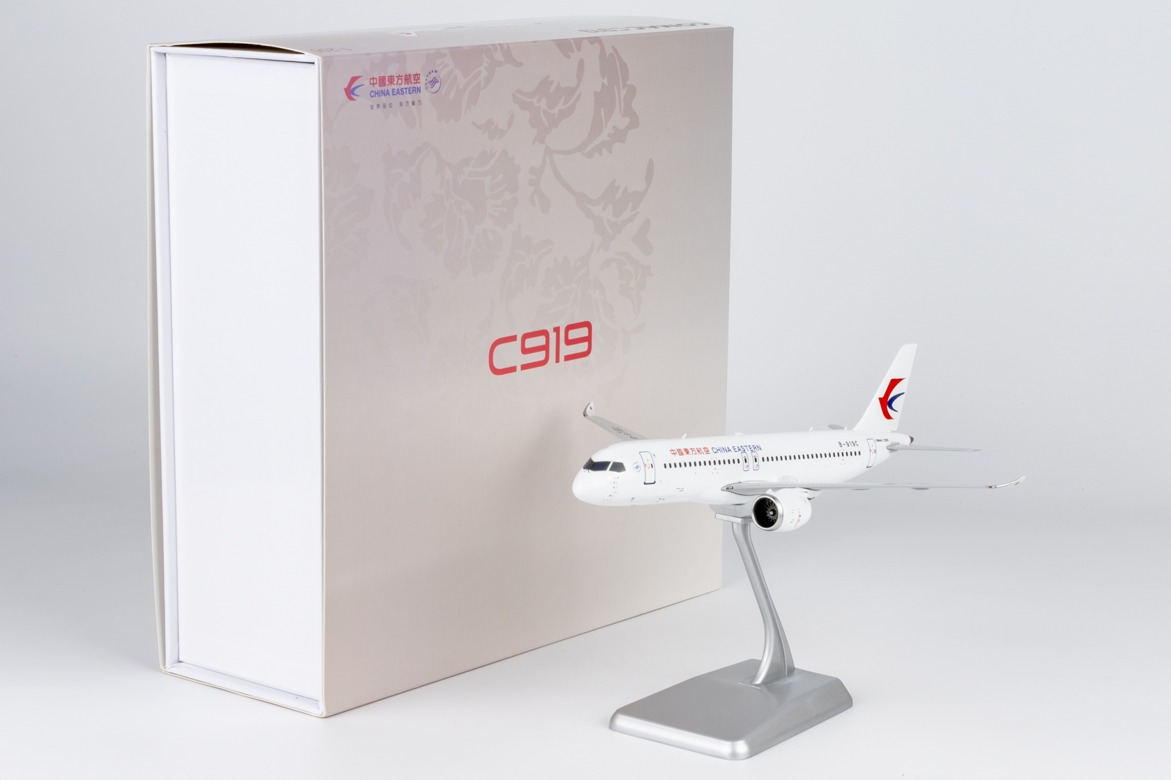 ScaleModelStore.com :: NG Models 1:200 - 99202 - China Eastern