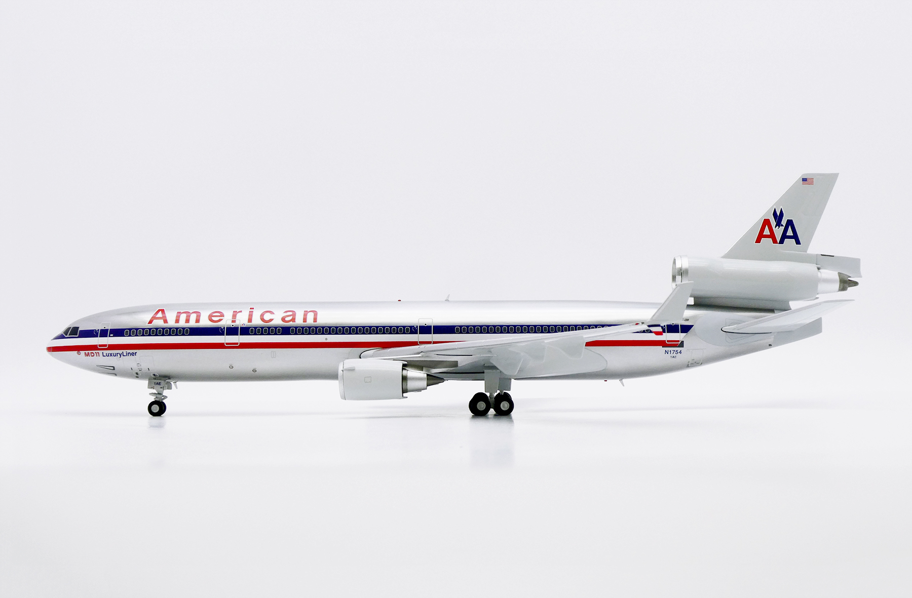 ScaleModelStore.com :: JC Wings 1:200 - XX20638 - American