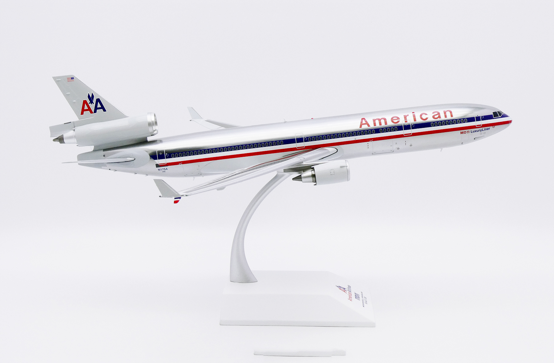 ScaleModelStore.com :: JC Wings 1:200 - XX20638 - American