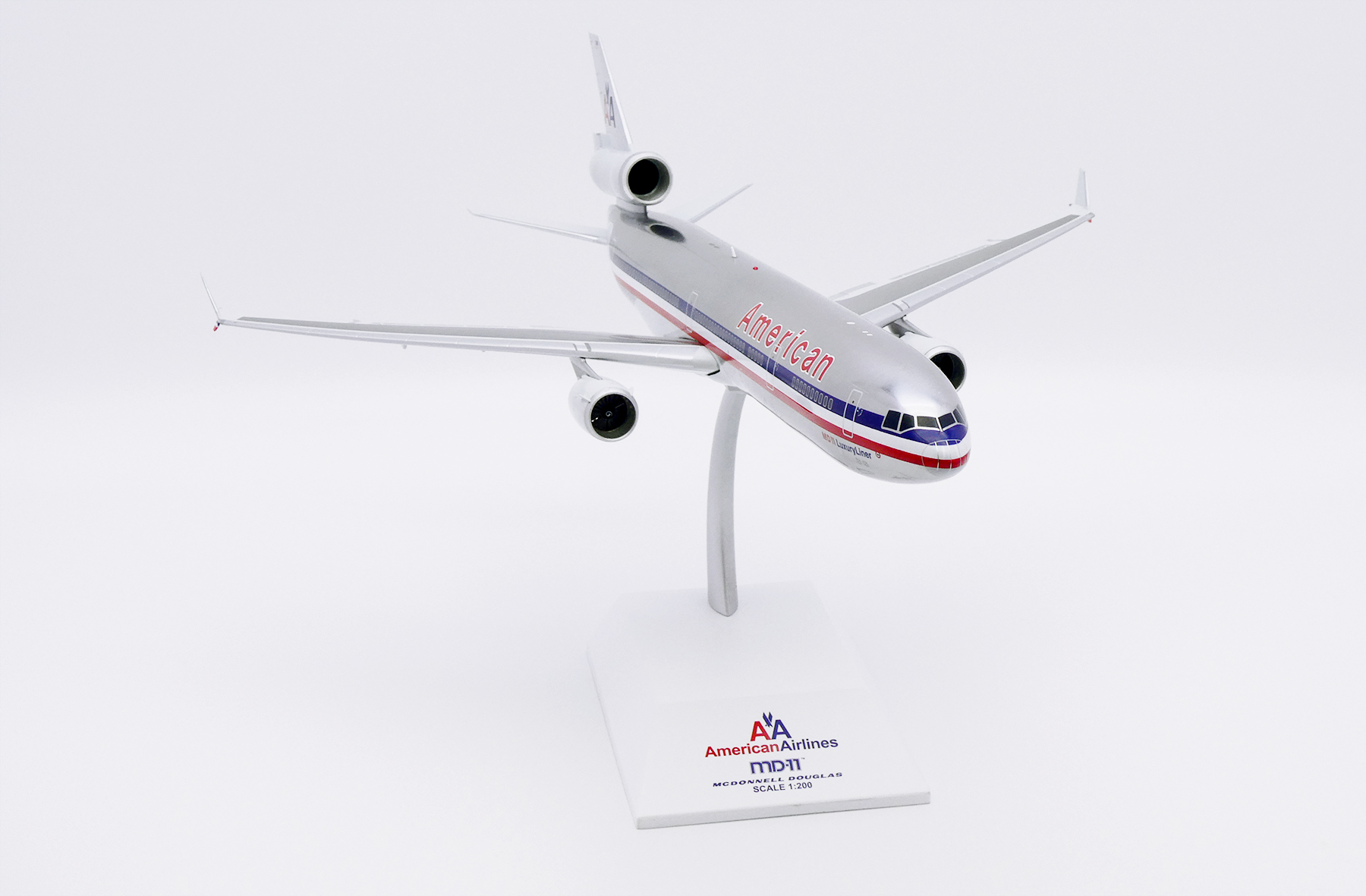 ScaleModelStore.com :: JC Wings 1:200 - XX20638 - American